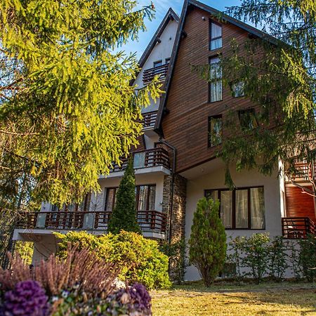 Paj Hotelul Retreat & Spa Sinaia Exteriör bild