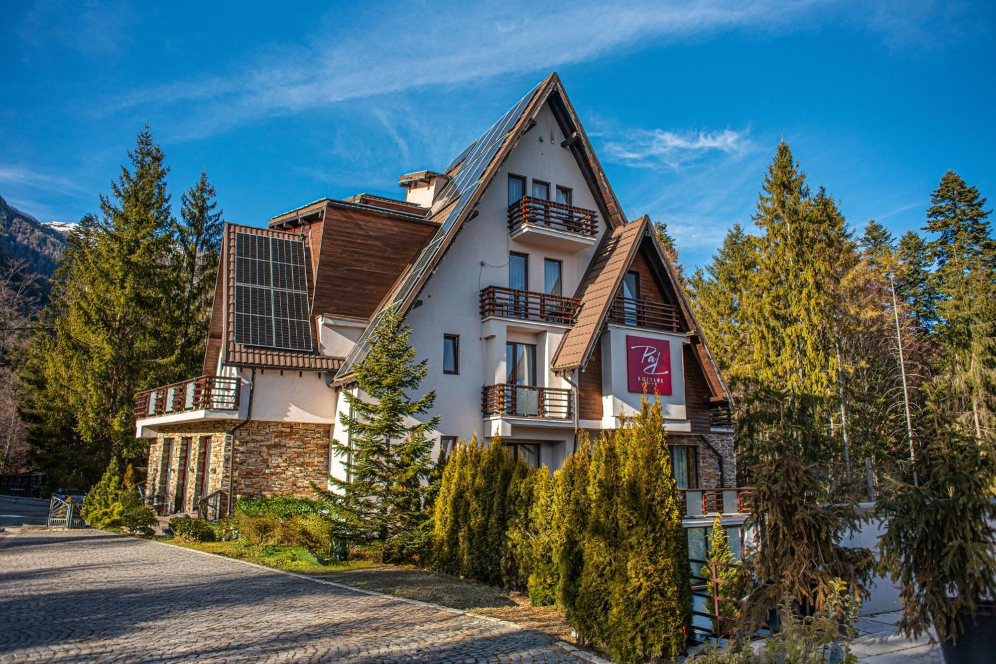 Paj Hotelul Retreat & Spa Sinaia Exteriör bild